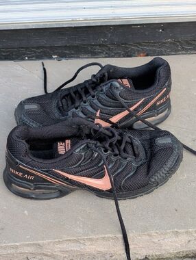 Nike Air Torch 4 Women’s Black & Rose Gold Air Running Sneakers